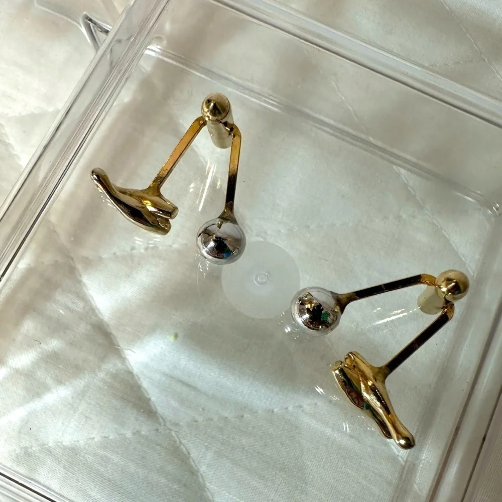 Gold and Silver Men’s Cufflinks Unique Classic Ball At The Ends
